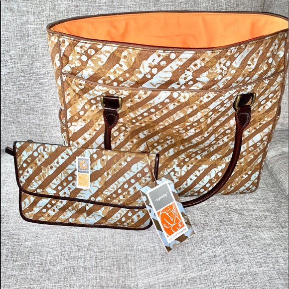 Ergobaby Handbags - Ergobaby diaper tote bag with hip bag NWT